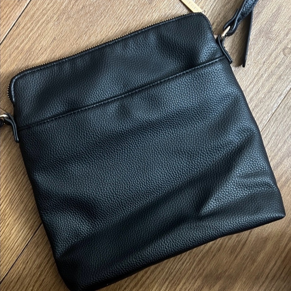 Anne Klein Black Leather Purse with Gold Accents - Picture 4 of 5